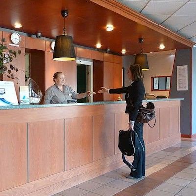 Campanile & Restaurant Hotel