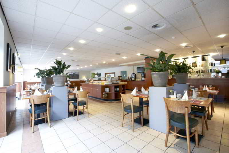 Campanile & Restaurant Hotel