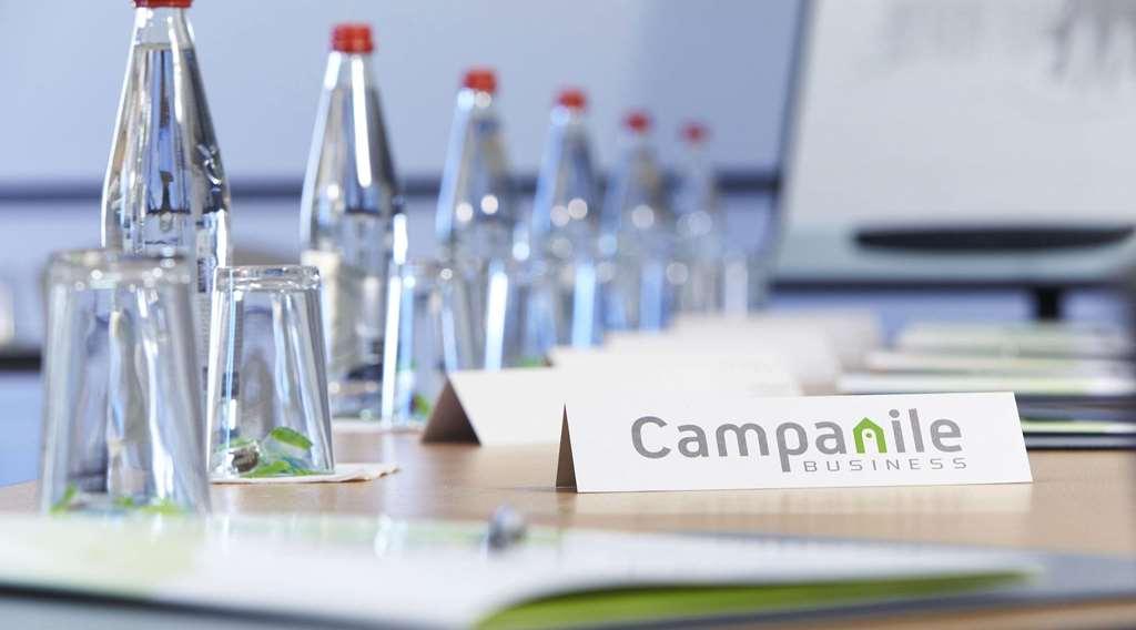 Campanile & Restaurant 3*
